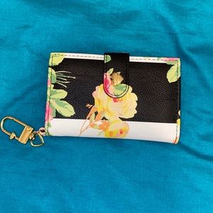 Adorable wallet!!